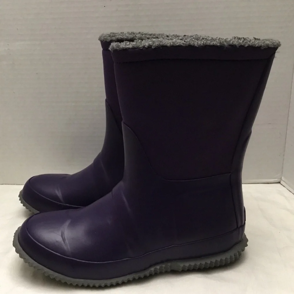 Hunter shoes.